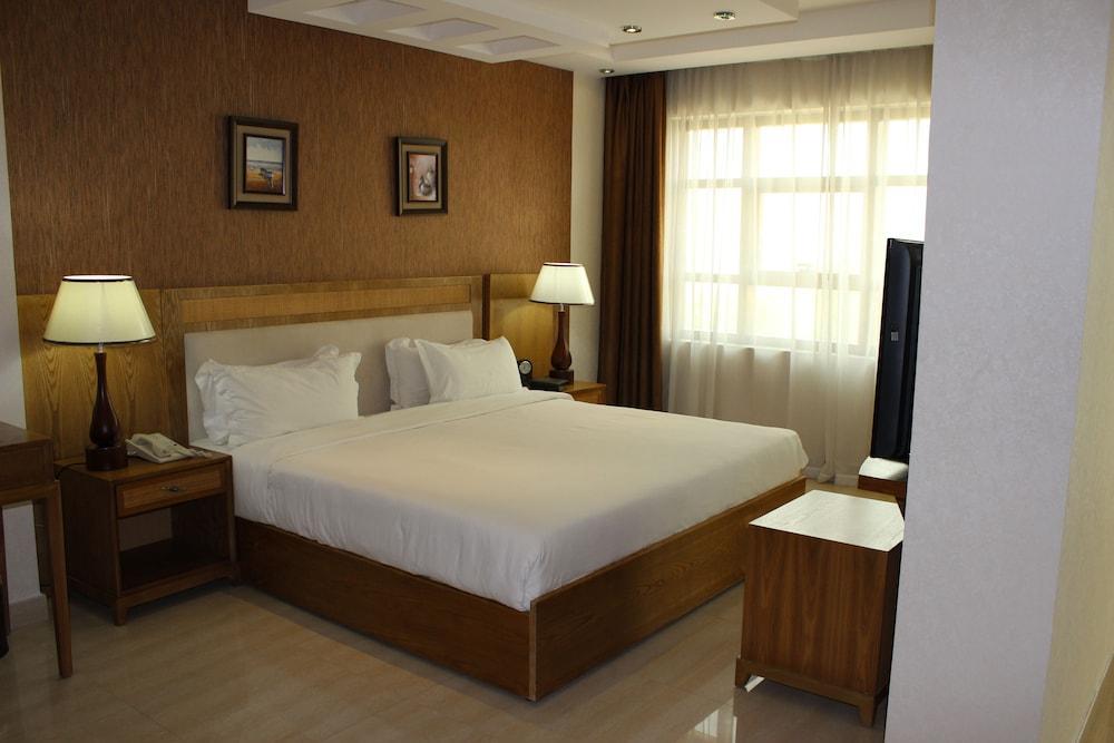 Hotel Center 4*