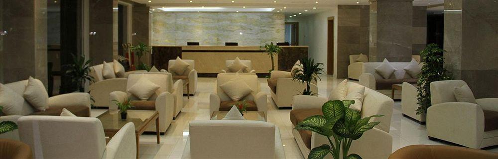 Center 4* Mawalih