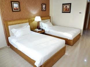 Center Hotel